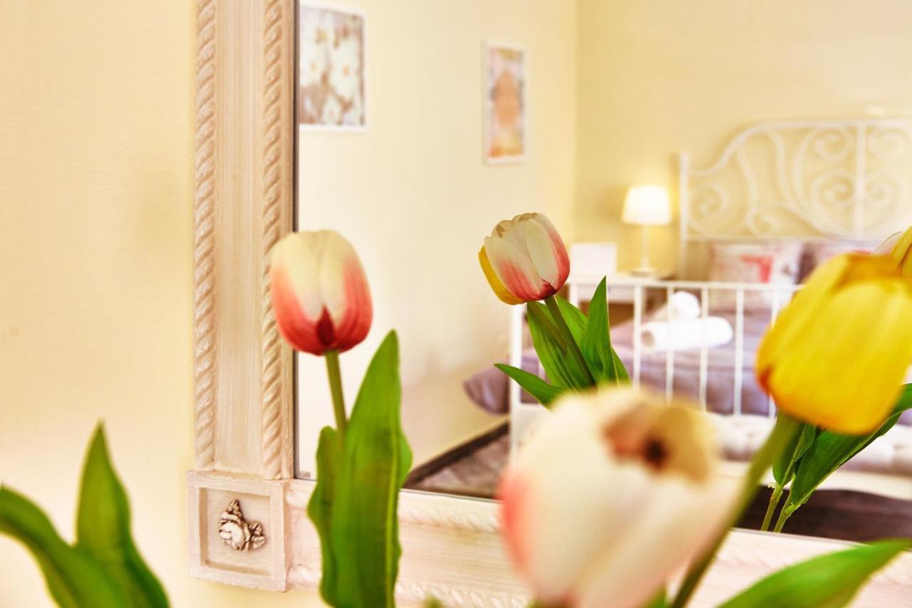 Spyridon Apartment In Chania Hriszí Aktí Haniá Kültér fotó
