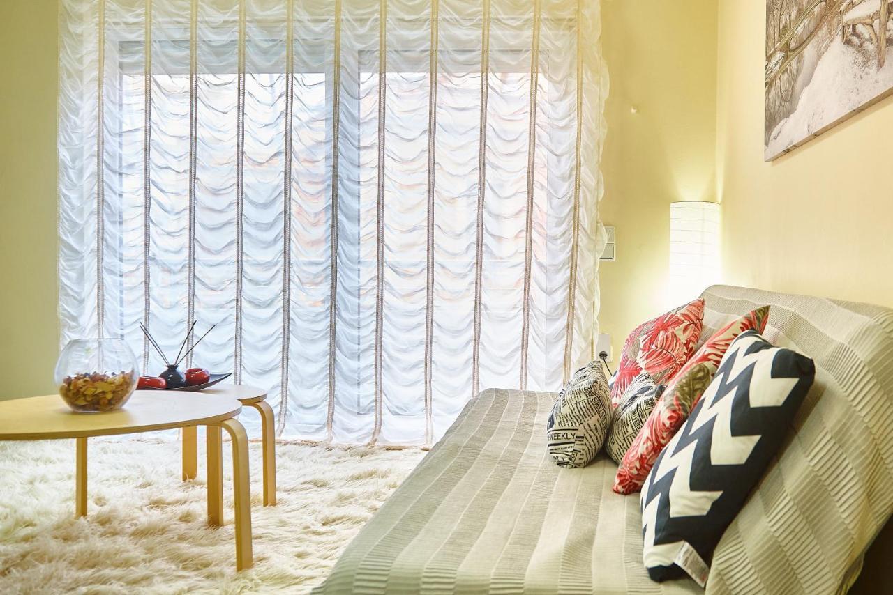 Spyridon Apartment In Chania Hriszí Aktí Haniá Kültér fotó